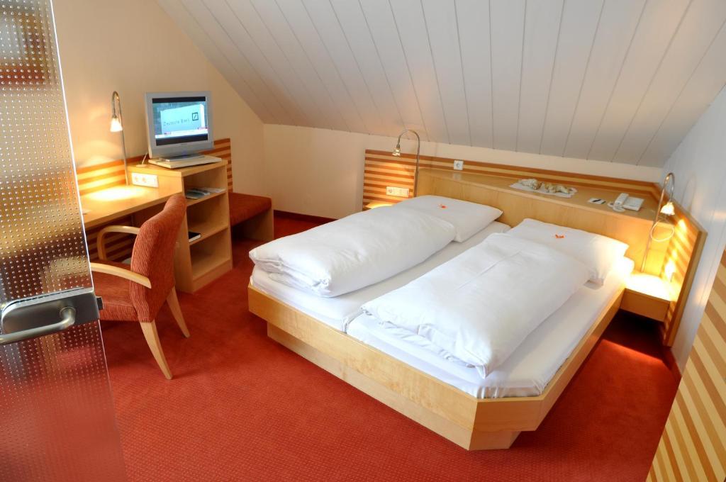 Hotel Roessle Trochtelfingen Номер фото